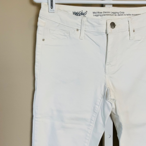 Mossimo Mid-Rise Denim Legging Crop Jeans - Picture 5 of 15